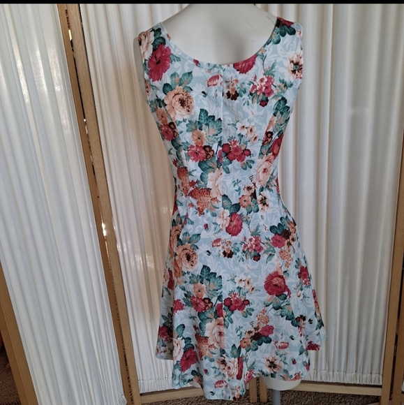 Tomsware Blue Darted A-Line Dress with Multicolored Floral Print - Picture 3 of 4